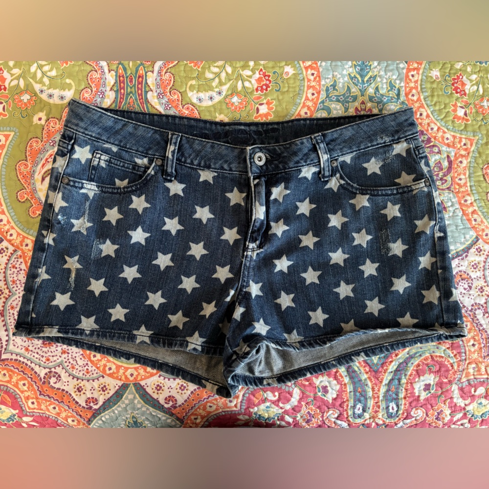 Arizona Jean Company Star Shorts